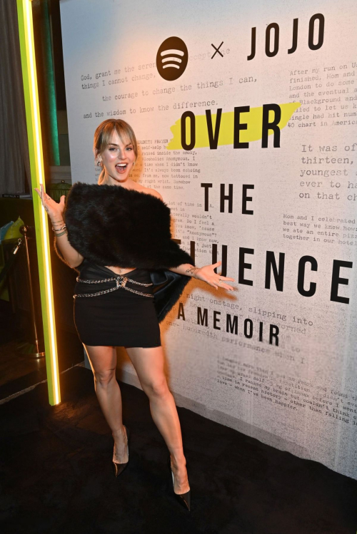 Joanna JoJo Levesque at Spotify Memoir Release Party in New York, November 2024 3