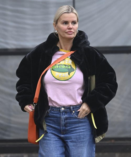 Kerry Katona Out and About in Manchester, November 2024 5