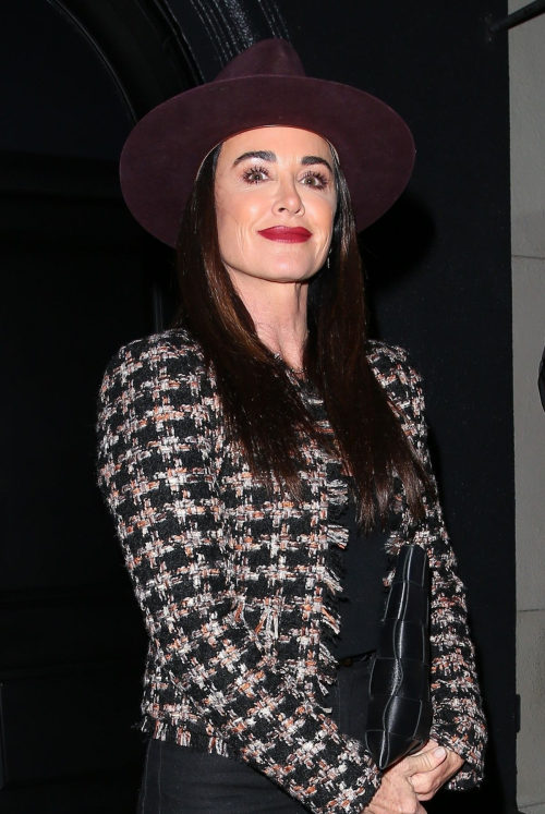 Kyle Richards Leaves Craig’s West Hollywood, November 2024 3