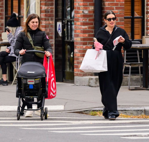 Lea Michele Out Shopping with Her Mom in New York, November 2024 4