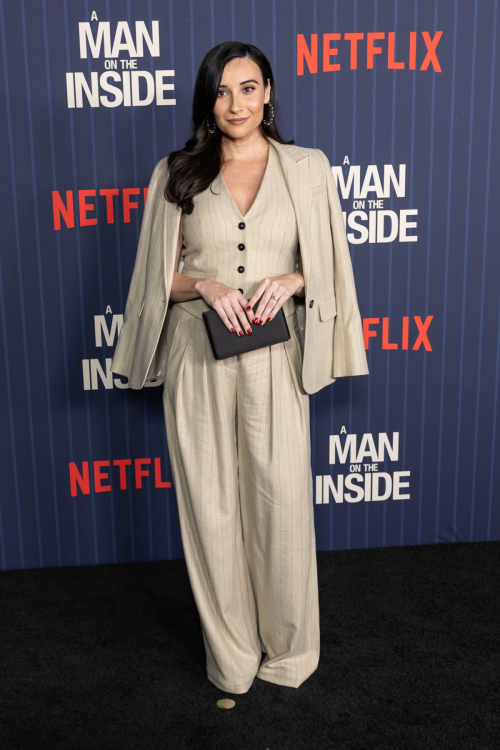 Lilah Richcreek Estrada at A Man On The Inside Premiere Los Angeles, November 2024 1