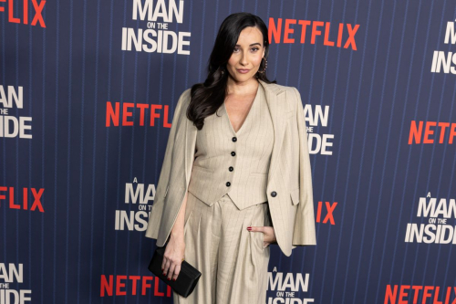 Lilah Richcreek Estrada at A Man On The Inside Premiere Los Angeles, November 2024 3