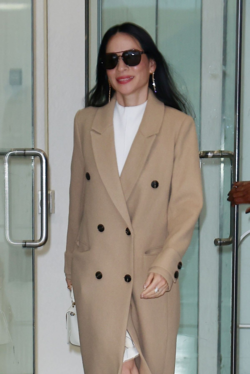 Lucy Liu Leaves Drew Barrymore Show Studios in New York, November 2024 4