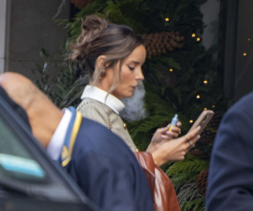 Maura Higgins Out for Lunch at Claridges in London, November 2024 6