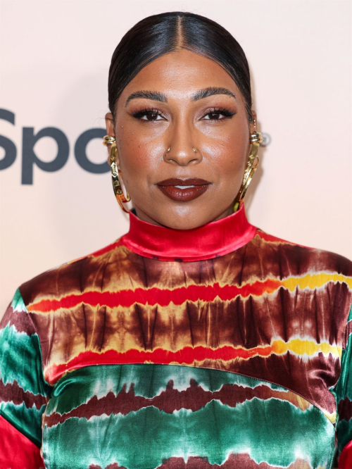 Melanie Fiona at Give Her FlowHERS Awards Gala Los Angeles, November 2024 3