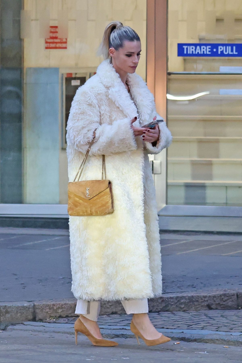 Michelle Hunziker in White Fake Fur Coat, Milan, November 2024 4