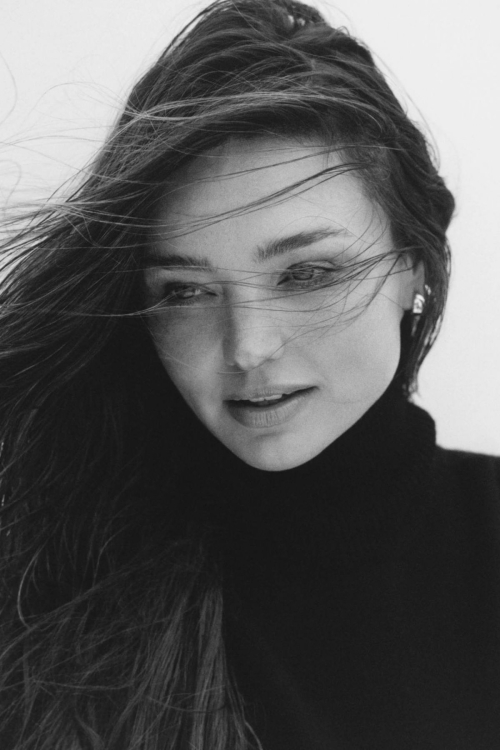 Miranda Kerr for Vogue Australia Feature, December 2024 6