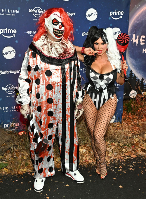 Nicole Coco Austin at Heidi Klum’s Halloween Party, October 2024 3