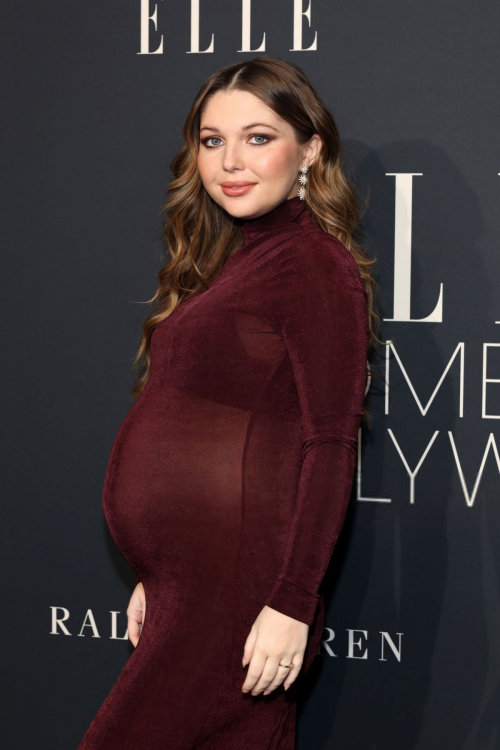 Pregnant Sammi Hanratty at Elle Women in Hollywood Gala, November 2024 5