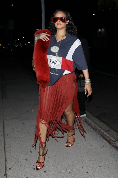 Rihanna Arrives at The Nice Guy in West Hollywood, November 2024 1