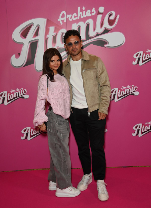 Scarlett Thomas at Archies Atomic Launch in Manchester, November 2024 1