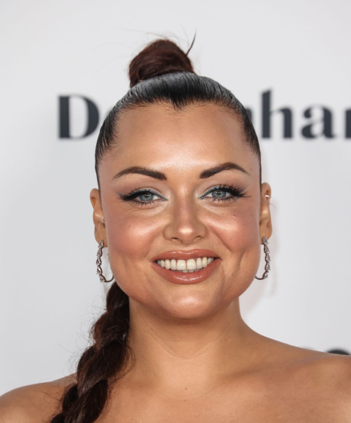 Shona McGarty at Beauty Awards in London, November 2024 2