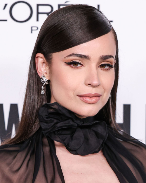 Sofia Carson at L