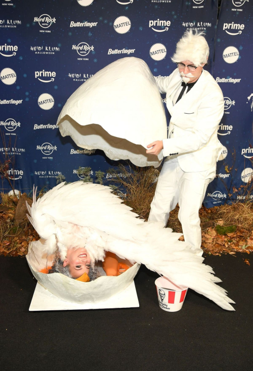 Sofie Dossi at Heidi Klum Halloween Party, October 2024 1