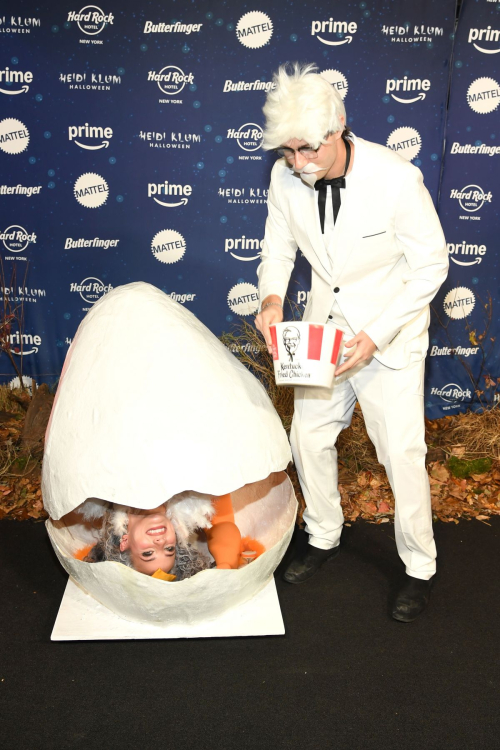 Sofie Dossi at Heidi Klum Halloween Party, October 2024 2