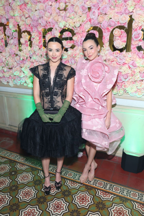 Vanessa and Veronica Merrell at Wicked Premiere Los Angeles, November 2024