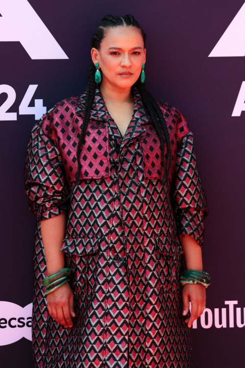 Zindzi Okenyo at ARIA Awards in Sydney, November 2024 2