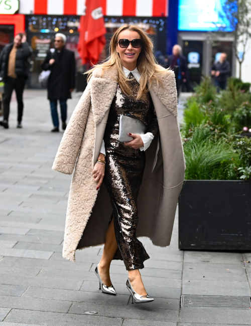 Amanda Holden Arrives at Global Radio in London, December 2024 1