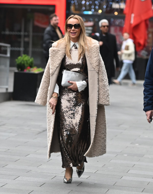 Amanda Holden Arrives at Global Radio in London, December 2024 3