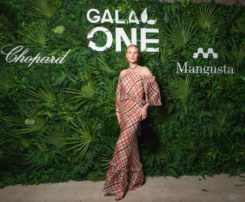 Anne Vyalitsyna Attends Gala One Dinner in St. Barth, December 2024 1