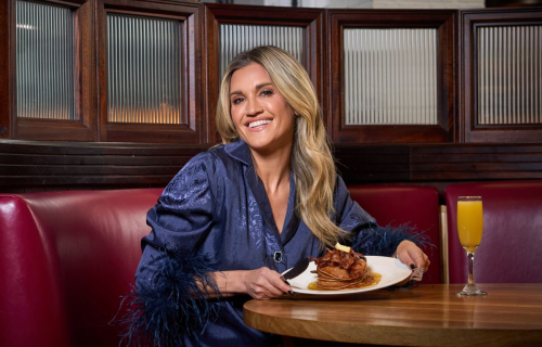 Ashley Roberts Enjoys Taste of Italy Menu at Frankie & Benny