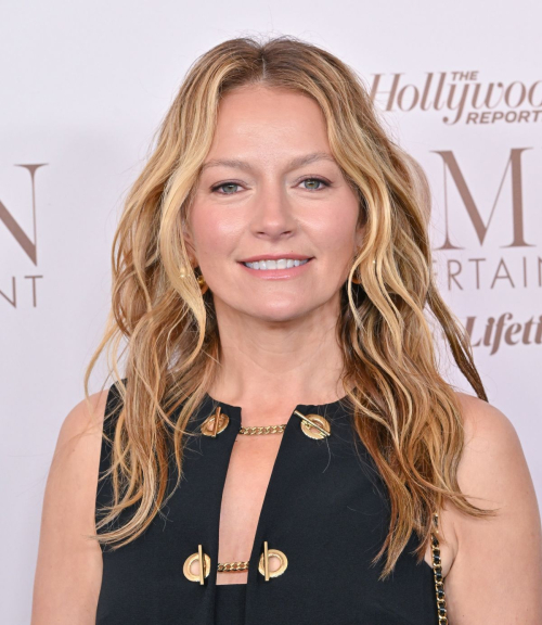 Becki Newton at Hollywood Reporter