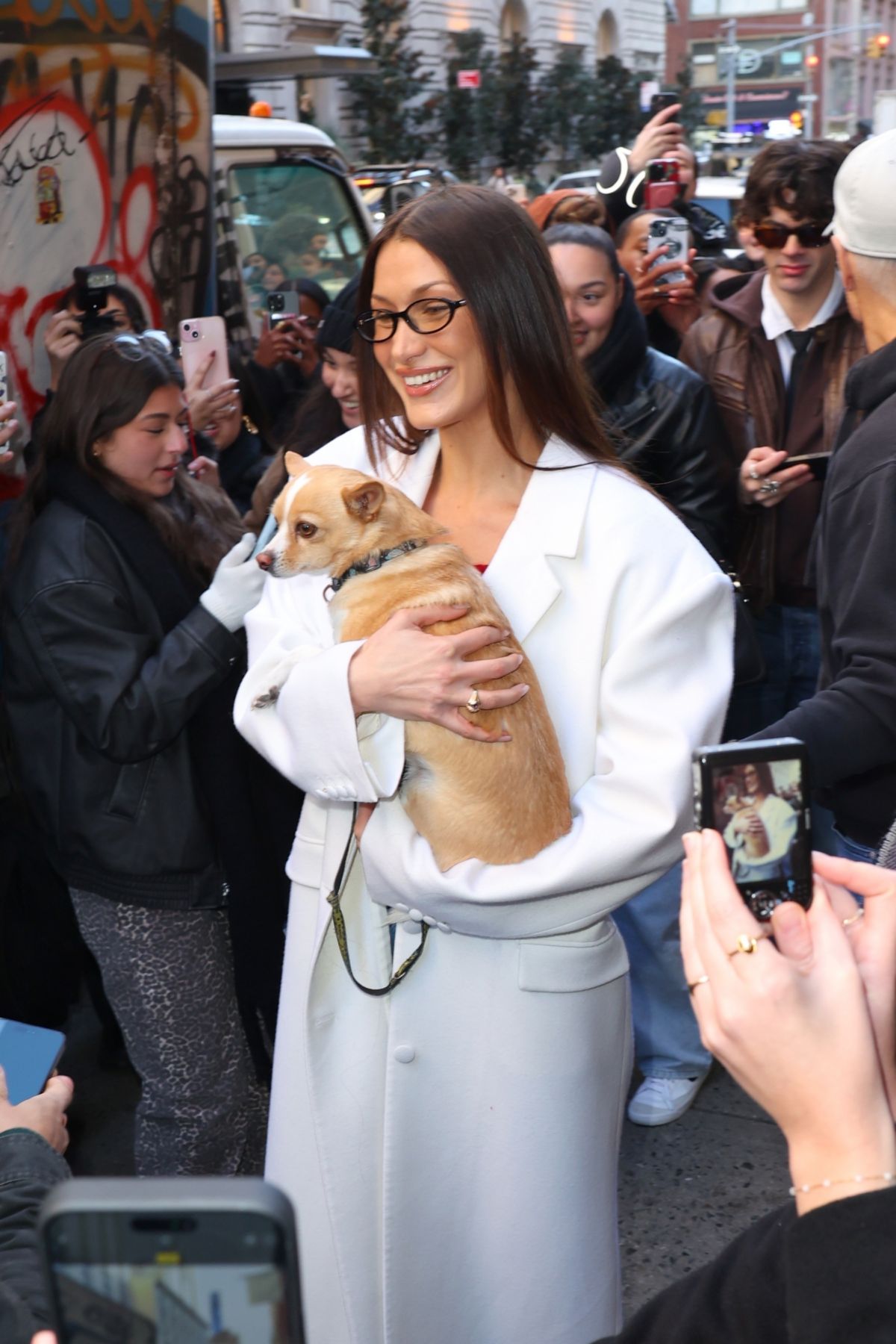 Bella Hadid Outside Her Orebella Pop-up Shop in Manhattan, December 2024