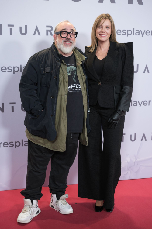 Carolina Bang at Santuario Premiere Photocall in Madrid, December 2024