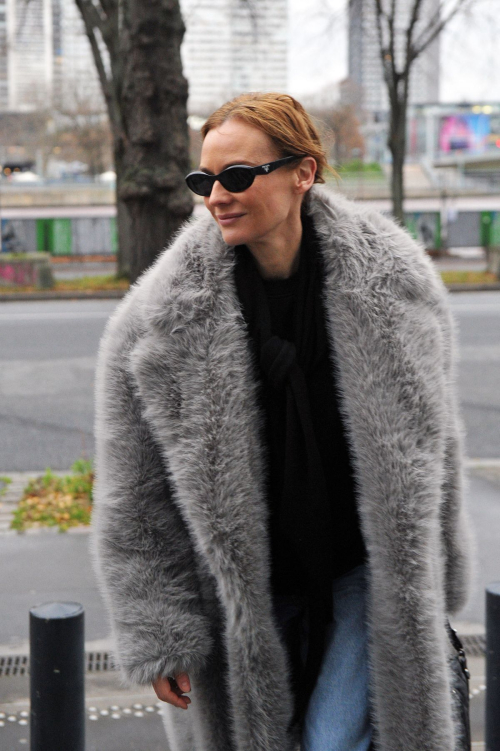 Diane Kruger Arrives at Radio France Inter Studios, December 2024 3