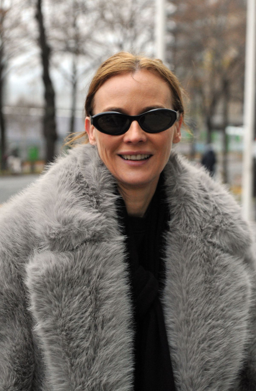 Diane Kruger Arrives at Radio France Inter Studios, December 2024 6