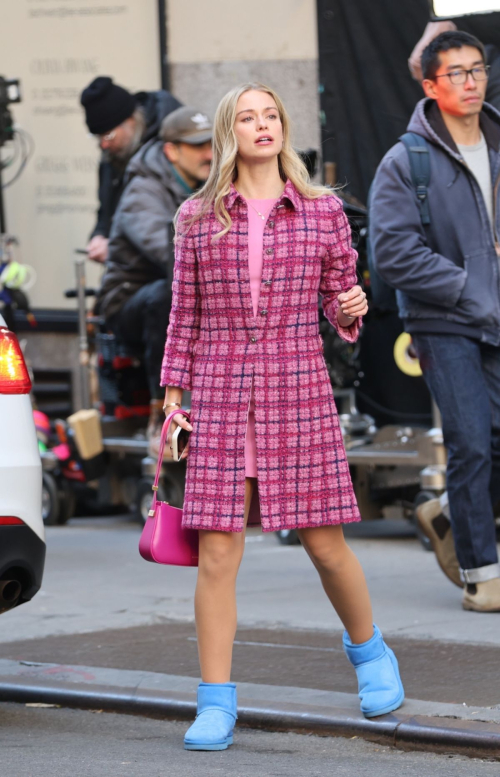 Elle Chapman on Set of The Madison in Manhattan, December 2024 3