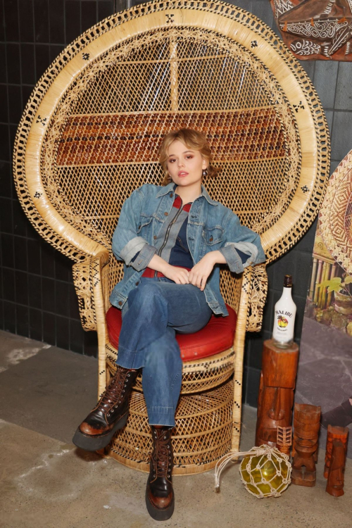 Emily Alyn Lind at Trader Vic's by Chain in Los Angeles, December 2024