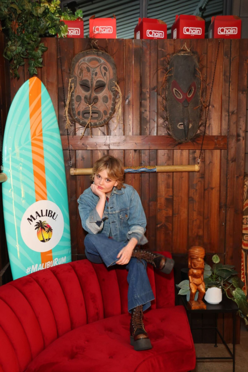 Emily Alyn Lind at Trader Vic