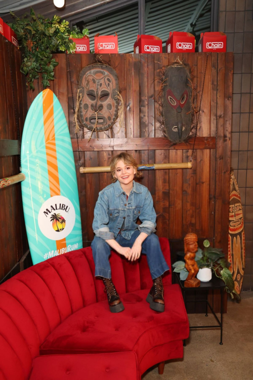 Emily Alyn Lind at Trader Vic