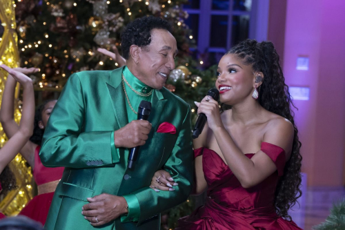 Halle Bailey Celebrates A Motown Christmas, December 2024 7