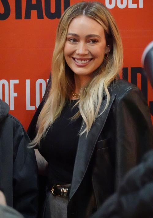 Hilary Duff Arrives at Hayes Theatre in New York, December 2024 2