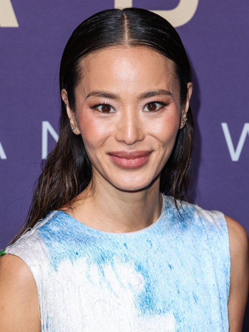 Jamie Chung at Unforgettable Gala Asian American Awards, December 2024 4