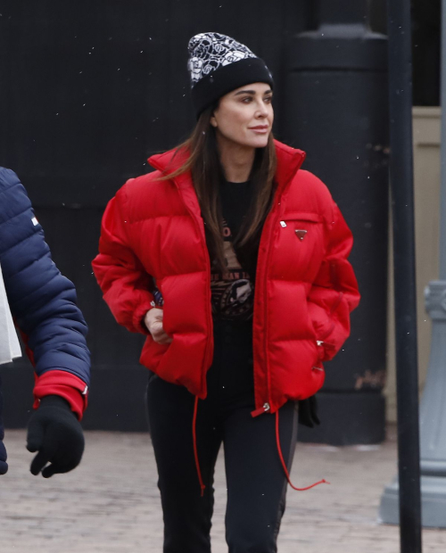 Kyle Richards Out and About in Downtown Aspen, December 2024 5