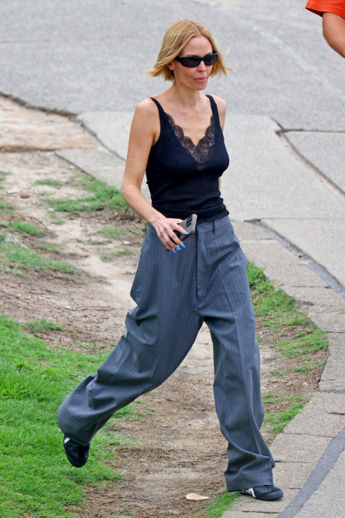 Lara Worthington Out with Brother in Sydney, December 2024 6