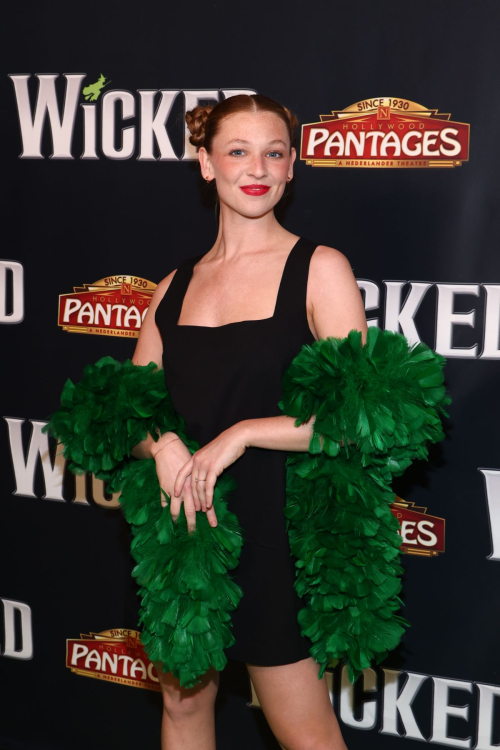 Lauren Leach at Wicked Musical Opening Night, December 2024 2