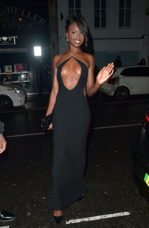 Leomie Anderson Arrives at Soho Mews Mayfair, December 2024