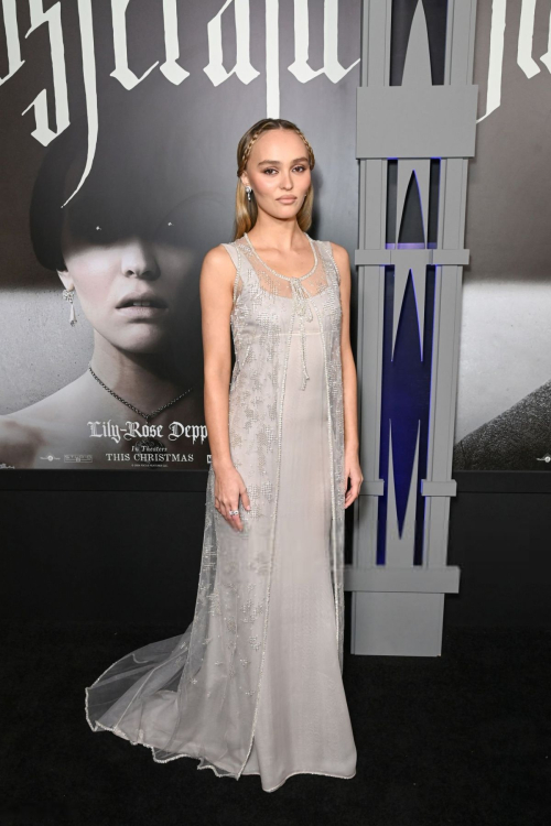 Lily-Rose Depp at Nosferatu Premiere at TCL Chinese Theatre, December 2024 3