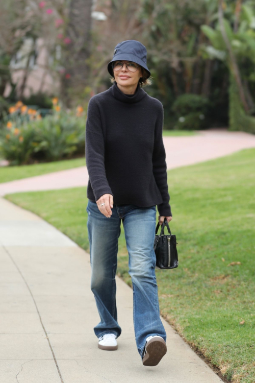 Lisa Rinna Arrives at The Beverly Hills Hotel in Los Angeles, December 2024