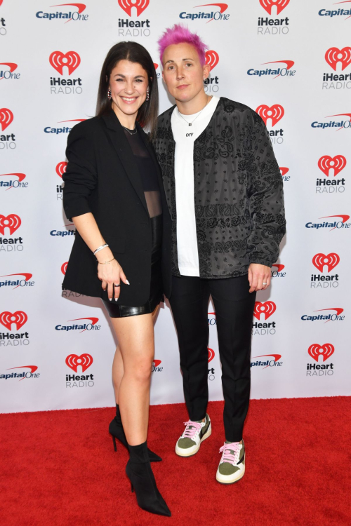 Madison and Anya Packer at iHeartRadio Jingle Ball 2024, December 2024