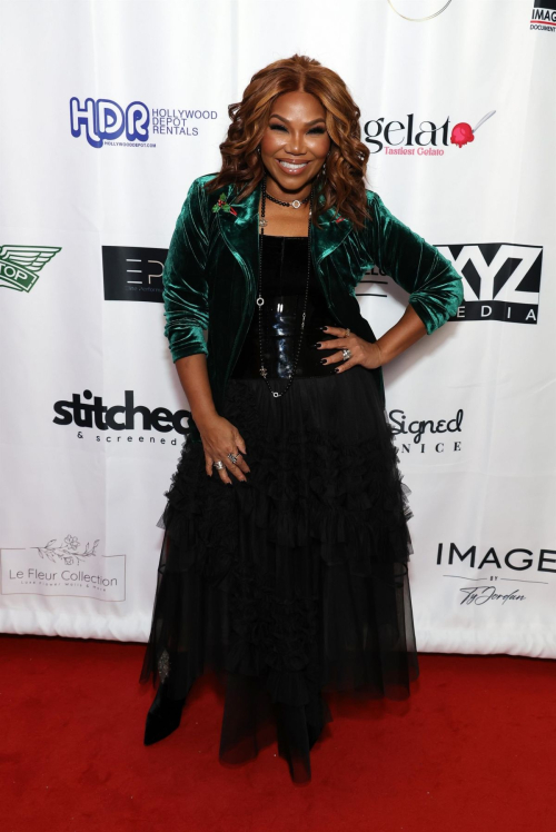 Mona Scott-Young at Holiday Toy Drive in Porter Ranch, December 2024 3