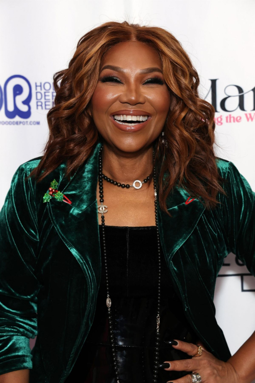 Mona Scott-Young at Holiday Toy Drive in Porter Ranch, December 2024 5