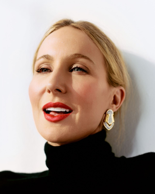 Nikki Glaser Featured in WWD, December 2024 6