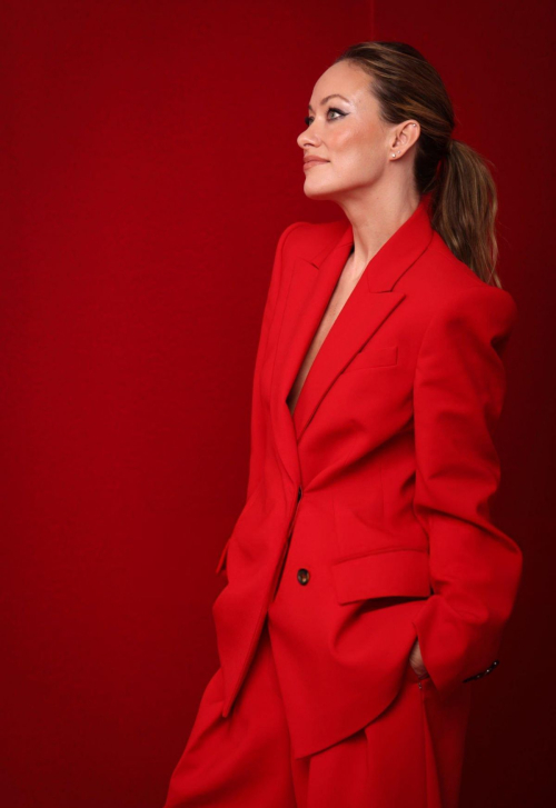 Olivia Wilde at Portrait Studio at Film Festival, December 2024 6