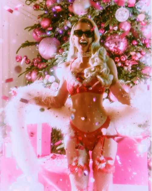 Paris Hilton Merry Christmas Photoshoot, December 2024 9