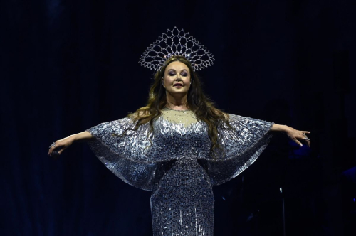 Sarah Brightman Performs at A Christmas Symphony Tour, December 2024 1